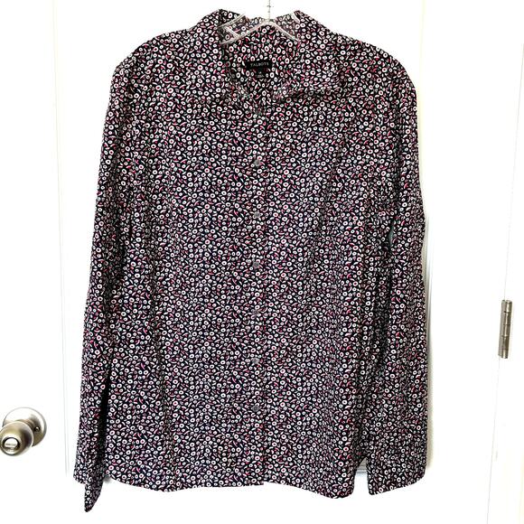 Talbots Wms 14 Blue Red Printed Roll Tab Button Up Shirt Business Casual Office - Picture 9 of 9